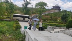 <b>不畏酷暑，参观指导促提升</b>