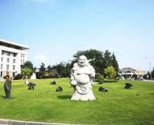 石雕艺术：凝固的时光，永恒的美学